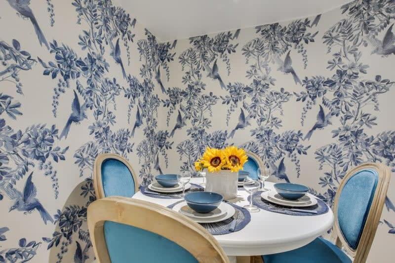 Modern French Studio Charm In The City * Parijs